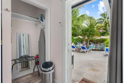 1110 NW 7th Avenue, Fort Lauderdale, FL 33311 - Photo 25