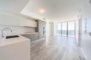 2900 NE 7th Ave, Miami, FL 33137 - Photo 3