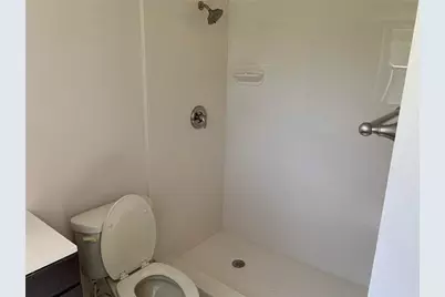 206 SW 1st Street #J-4, Pompano Beach, FL 33060 - Photo 11