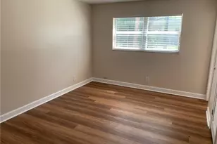 206 SW 1st St, Pompano Beach, FL 33060 - Photo 9