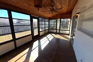 909 Canal Cir, Sebastian, FL 32958 - Photo 13