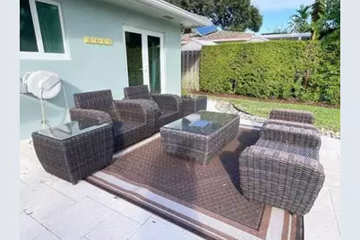 1580 SE 5th Street, Deerfield Beach, FL 33441 - Photo 23