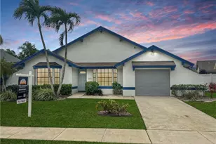 22750 Pickerel Cir, Boca Raton, FL 33428 - Photo 1