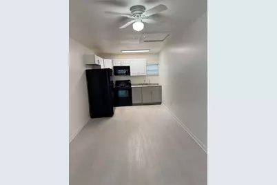 943 Almeria Road #2, West Palm Beach, FL 33405 - Photo 3