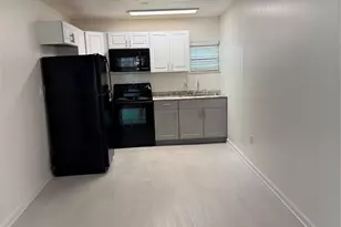 943 Almeria Rd, West Palm Beach, FL 33405 - Photo 3