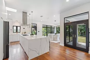 360 NW 33rd St, Oakland Park, FL 33309 - Photo 13