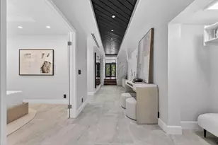 360 NW 33rd St, Oakland Park, FL 33309 - Photo 3