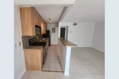 1125 NE 16th Place #105, Fort Lauderdale, FL 33305 - Photo 11