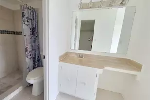 497 Lake Dora Dr, West Palm Beach, FL 33411 - Photo 9