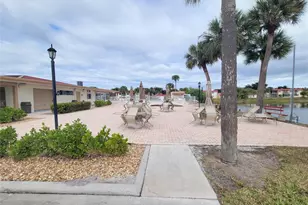 497 Lake Dora Dr, West Palm Beach, FL 33411 - Photo 21