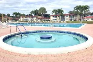497 Lake Dora Dr, West Palm Beach, FL 33411 - Photo 17