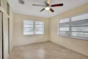 916 NE 18th St, Fort Lauderdale, FL 33305 - Photo 13