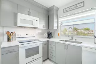 9300 Sunrise Lakes Blvd, Sunrise, FL 33322 - Photo 5