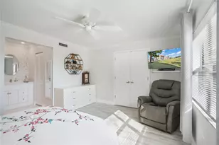 9300 Sunrise Lakes Blvd, Sunrise, FL 33322 - Photo 29