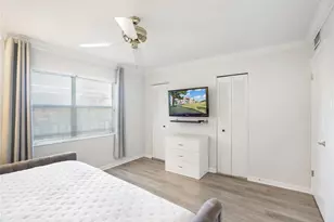 9300 Sunrise Lakes Blvd, Sunrise, FL 33322 - Photo 33