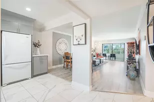 9300 Sunrise Lakes Blvd, Sunrise, FL 33322 - Photo 23
