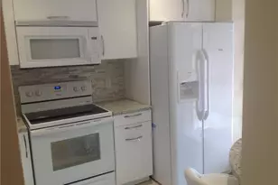 2265 SW 15th St, Deerfield Beach, FL 33442 - Photo 5