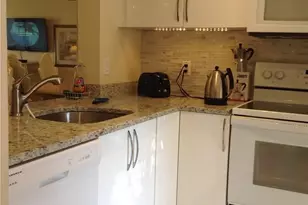 2265 SW 15th St, Deerfield Beach, FL 33442 - Photo 13