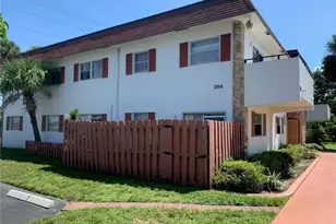 206 SW 1st St, Pompano Beach, FL 33060 - Photo 1