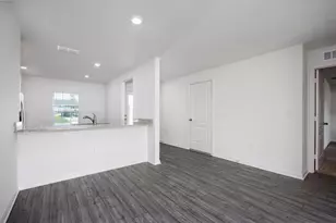 1225 SW Ackard Ave, Port Saint Lucie, FL 34953 - Photo 9