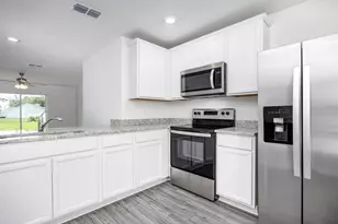 1225 SW Ackard Ave, Port Saint Lucie, FL 34953 - Photo 5