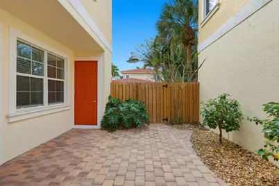 627 Dakota Drive, Jupiter, FL 33458 - Photo 43