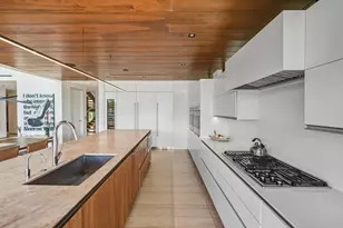 603 Solar Isle Dr, Fort Lauderdale, FL 33301 - Photo 27