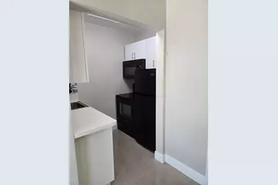 581 NE 34th Court #BB, Oakland Park, FL 33334 - Photo 7