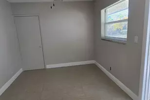 581 NE 34th Ct, Fort Lauderdale, FL 33334 - Photo 9