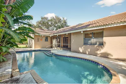 274 NW 107th Avenue, Coral Springs, FL 33071 - Photo 5