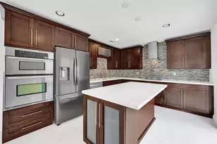 11208 Rhapsody Rd, Hollywood, FL 33026 - Photo 25