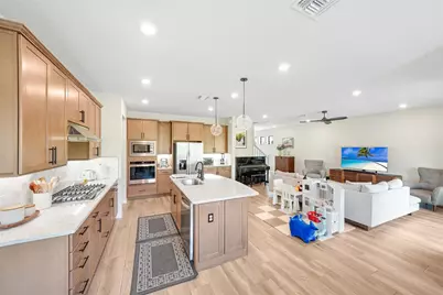 8641 Patron Lane, Lake Worth, FL 33467 - Photo 5