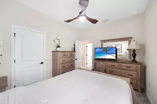 8641 Patron Ln, Lake Worth, FL 33467 - Photo 19