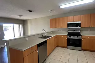 836 Imperial Lake Rd, West Palm Beach, FL 33413 - Photo 5