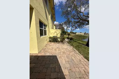 836 Imperial Lake Road, West Palm Beach, FL 33413 - Photo 23