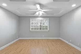 836 Imperial Lake Rd, West Palm Beach, FL 33413 - Photo 17