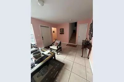 21016 NW 39th Avenue, Miami Gardens, FL 33055 - Photo 5