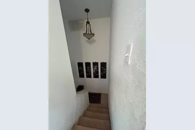 21016 NW 39th Avenue, Miami Gardens, FL 33055 - Photo 13