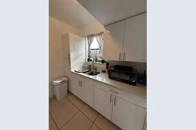 21016 NW 39th Avenue, Miami Gardens, FL 33055 - Photo 9