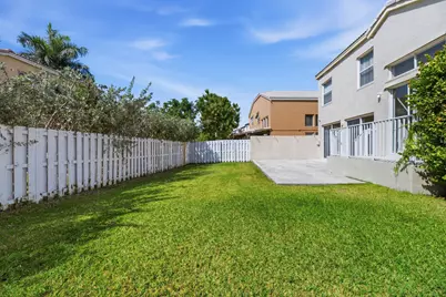 15860 NW 14th Road, Pembroke Pines, FL 33028 - Photo 25