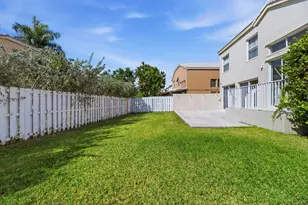 15860 NW 14th Rd, Pembroke Pines, FL 33028 - Photo 25