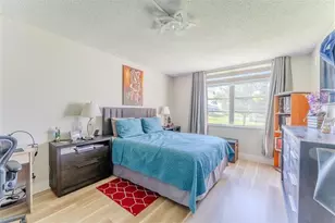 8900 Washington Blvd, Pembroke Pines, FL 33025 - Photo 19