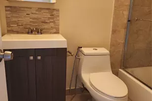 736 NW 47th St, Deerfield Beach, FL 33064 - Photo 9