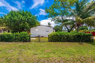 1923 N 23rd Avenue, Hollywood, FL 33020 - Photo 43