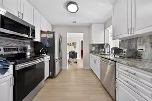 8950 NW 13th St, Plantation, FL 33322 - Photo 13