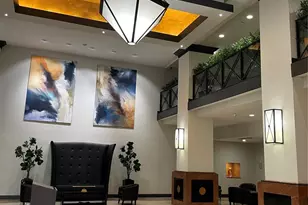 555 NE 15th St, Miami, FL 33132 - Photo 11