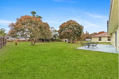 636 SW Eyerly Avenue, Port Saint Lucie, FL 34983 - Photo 23
