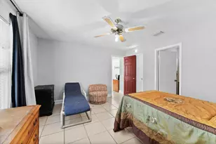 636 SW Eyerly Ave, Port Saint Lucie, FL 34983 - Photo 17