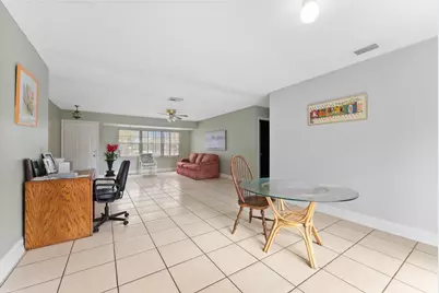 636 SW Eyerly Avenue, Port Saint Lucie, FL 34983 - Photo 7