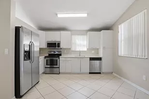 15745 NW 16th Ct, Pembroke Pines, FL 33028 - Photo 15